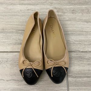 Chanel flats size 37C